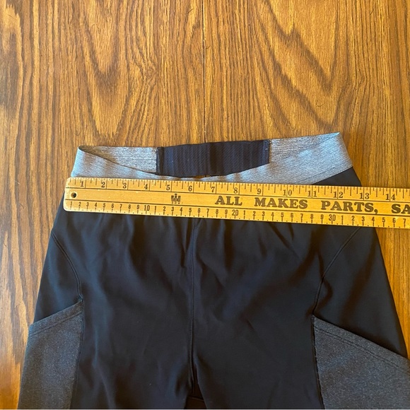 Lululemon Esker Shorts *Lululemon Lab - Picture 5 of 9